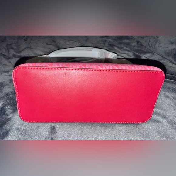Michael Kors Women’s Jet Set Travel Crossbody Dome Handbag Raspberry BNWT - Picture 13 of 14